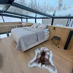 Lapland Luxury Igloos C *
